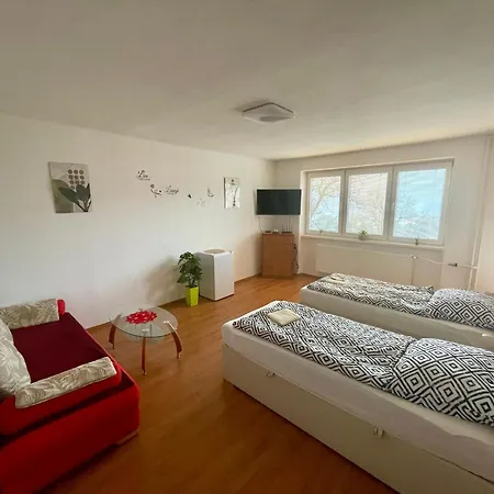 Δωμάτια σε οικογενειακή κατοικία Ubytovanie Vlachovo