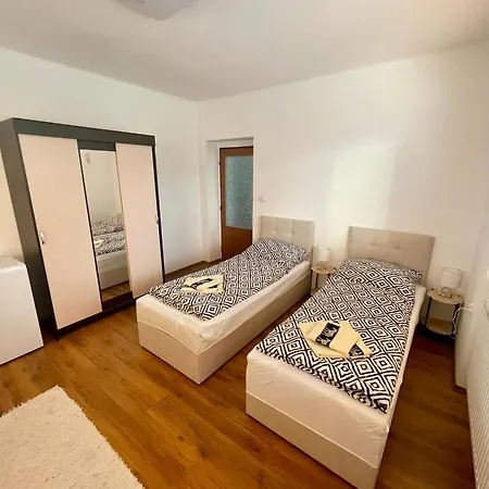 Ubytovanie Vlachovo Δωμάτια σε οικογενειακή κατοικία Vlachovo